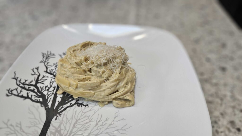 Creamy Vegan Fettuccine Alfredo | Protein Deficient Vegan