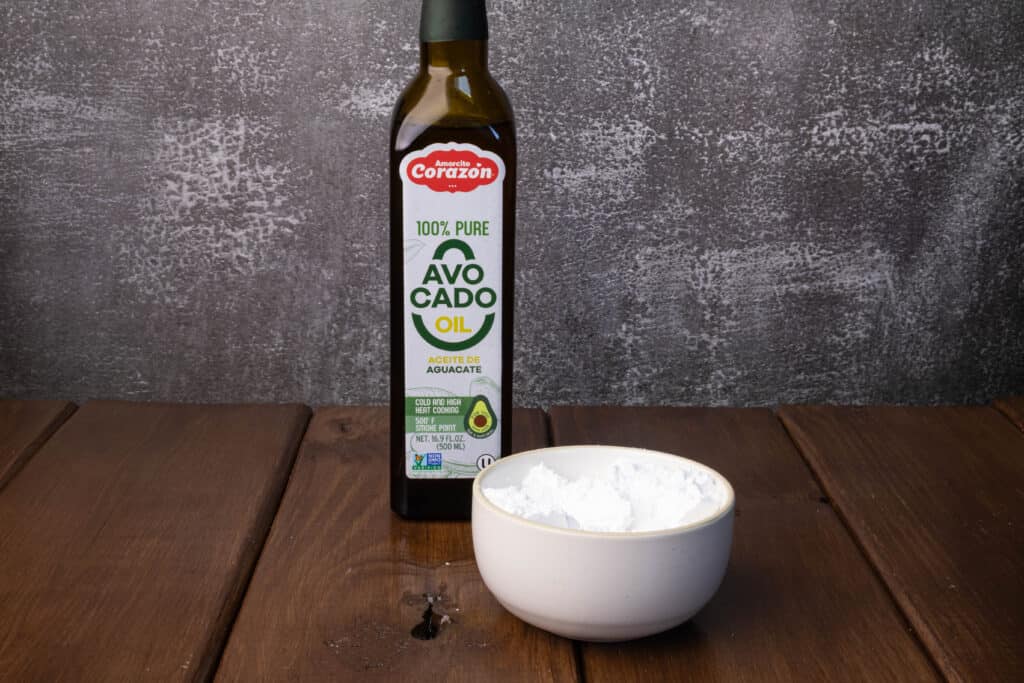Sandwich cookie frosting ingredients - avocado oil and powdered sugar.