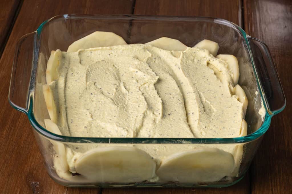 Tofu ricotta layer.