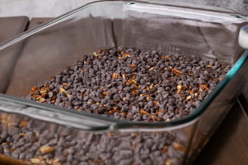 The vegan chocolate chips layer.