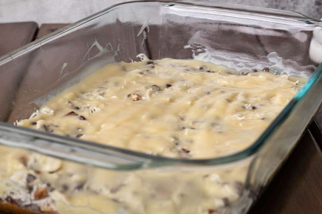 The sweetened condensed milk layer.