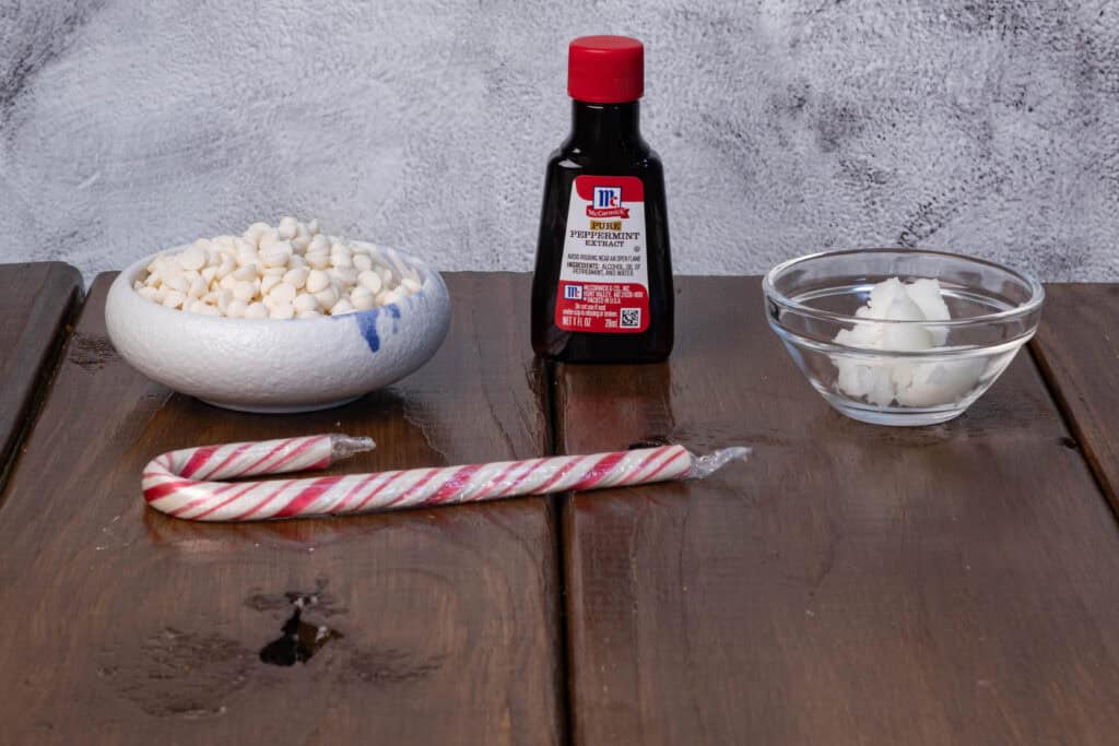 Mini white chocolate chips, candy cane, peppermint extract and coconut oil.
