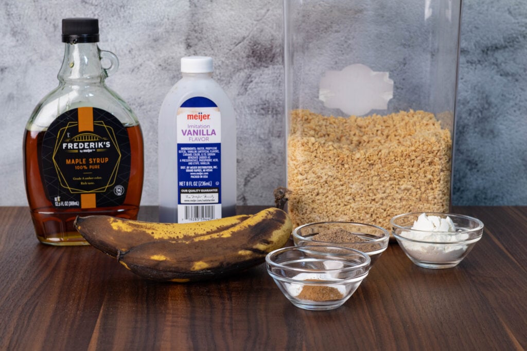 Maple Syrup, vanilla extract, bananas, ground flax, flour, TVP, baking soda, baking powder, salt and cinnamon.