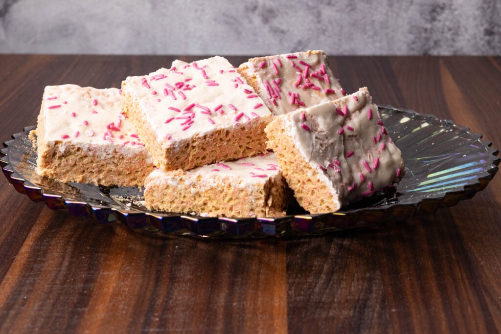Strawberry white chocolate vegan high protein rice crispies.