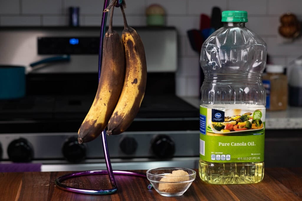 Very ripened bananas, brown sugar and canola oil.